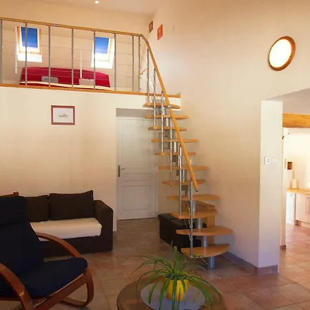 La Grange Semesterbostad